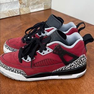 Nike Kids Red and Black Sneakers